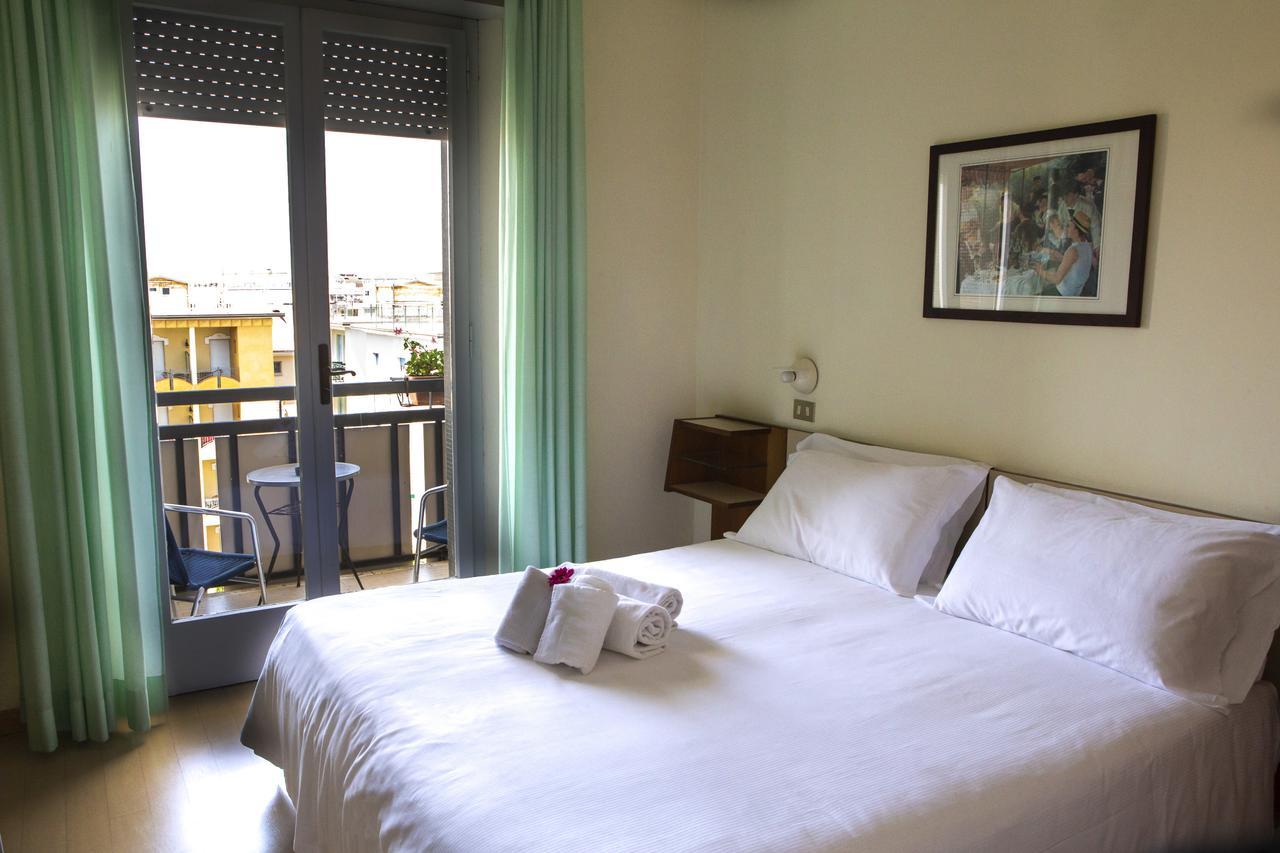 Hotel Miramare Et De La Ville Rimini Zewnętrze zdjęcie